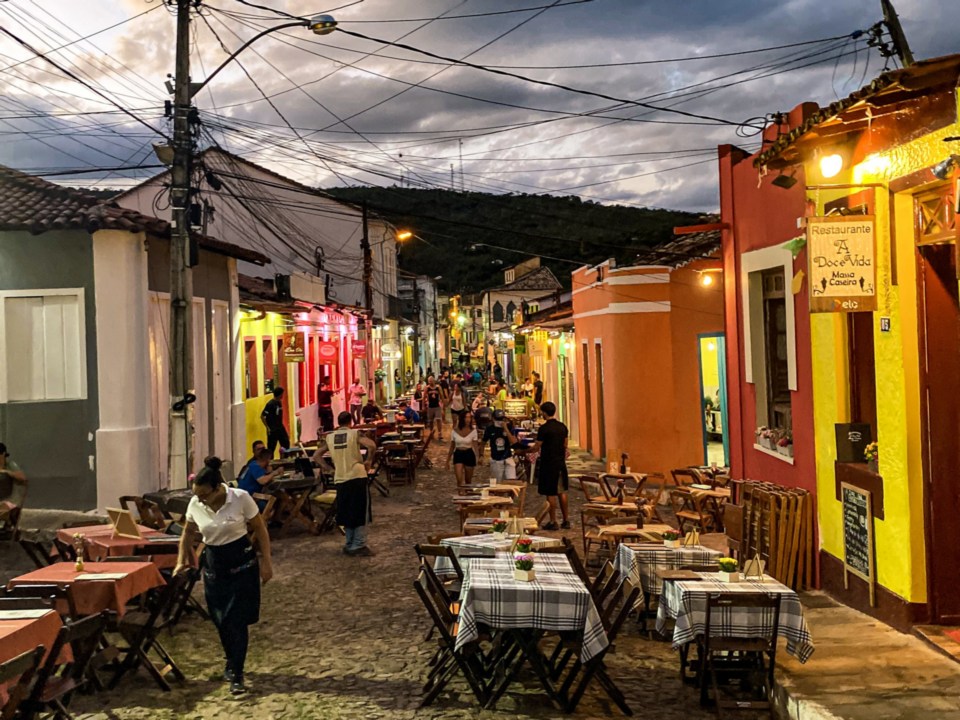 10 Melhores Pontos Turísticos e passeios em Chapada Diamantina 4 Em Lençóis, na rua da baderna está acontecendo a Baderna Musical