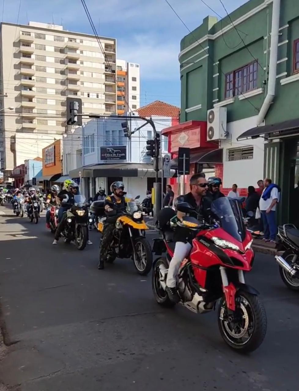 Senhores das Estradas